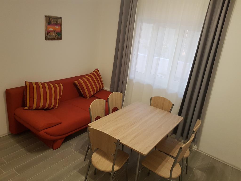 Apartments Kk 셀리나 외부 사진