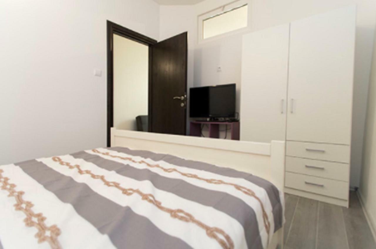 Apartments Kk 셀리나 외부 사진