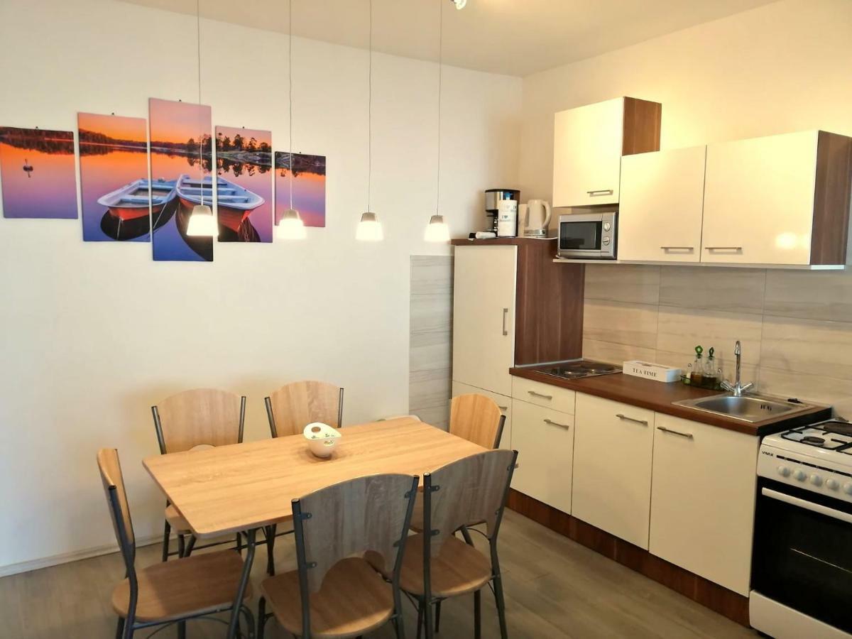 Apartments Kk 셀리나 외부 사진